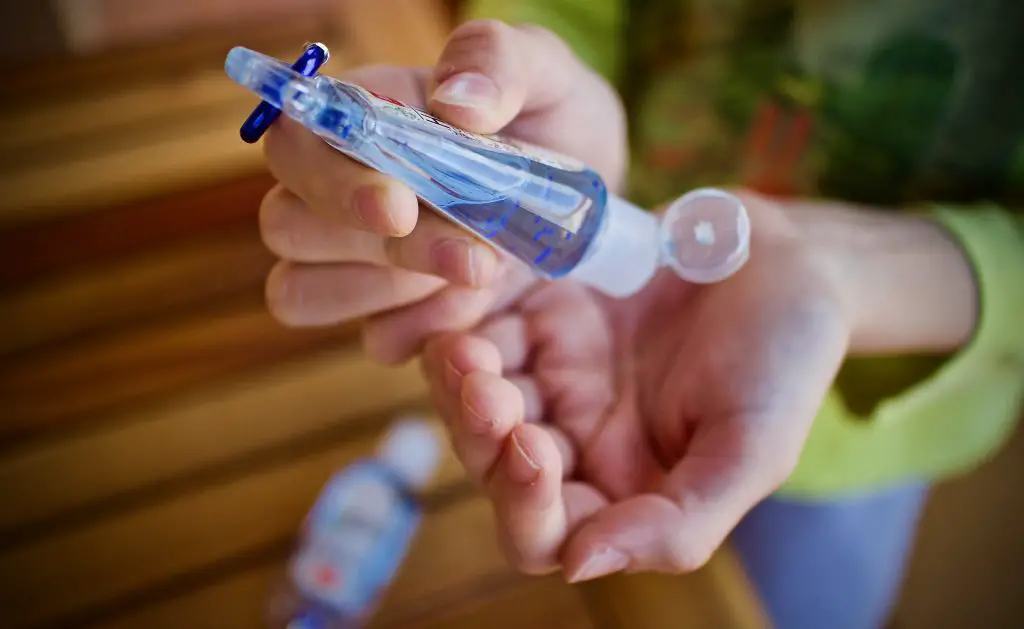 How to Make Your Own Hand Sanitizer at Home